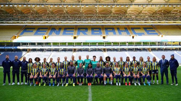 Fenerbahçe Kadın Futbol Takımı